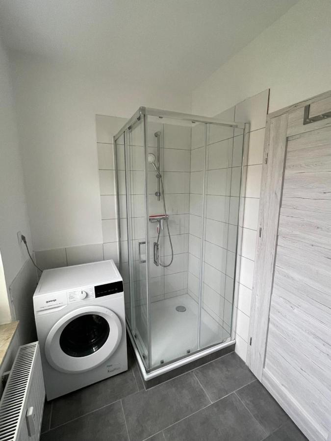 Modern Eingerichtet-Stadtnah-Ferienwohnung Mit Geschirrspueler Und Waschmaschine Friedland  Екстер'єр фото